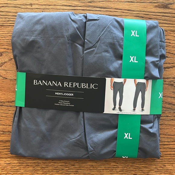 Banana Republic Lightweight Grey Joggers NEW NWT - Picture 3 of 6